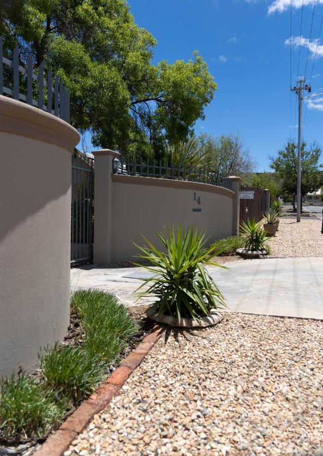 Ons Huisie - No Loadshedding Beaufort West Exterior photo
